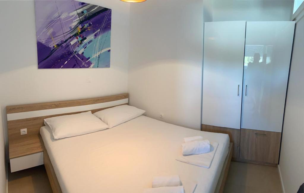 נובליה Sunset Apartments מראה חיצוני תמונה